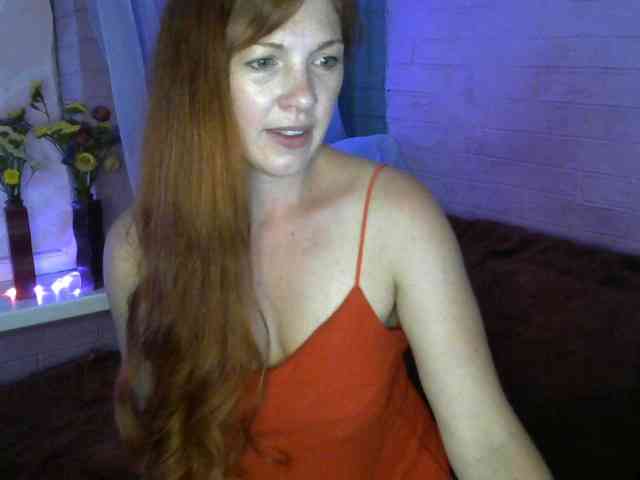Curlyhair65 webcam