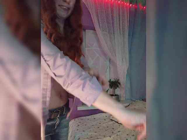 Curlyhair65 Live Webcam on BongaCams