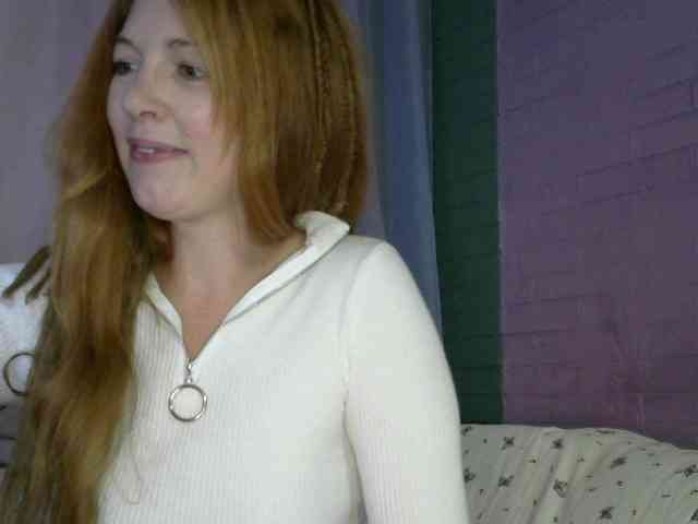 Curlyhair65 webcam