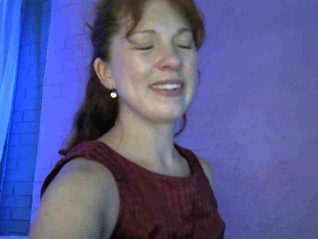 Curlyhair65 webcam