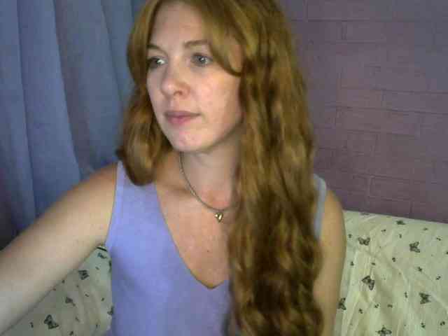 Curlyhair65 webcam