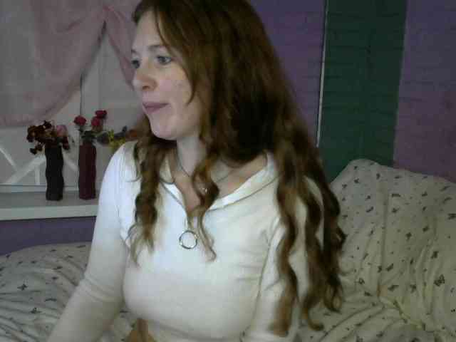 Curlyhair65 webcam