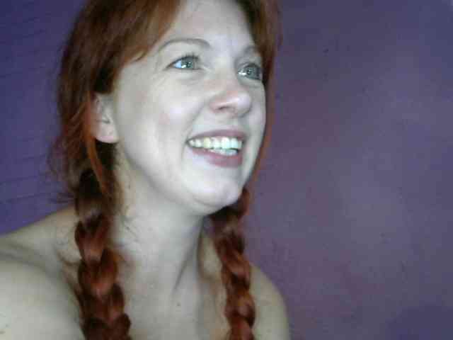 Curlyhair65 webcam