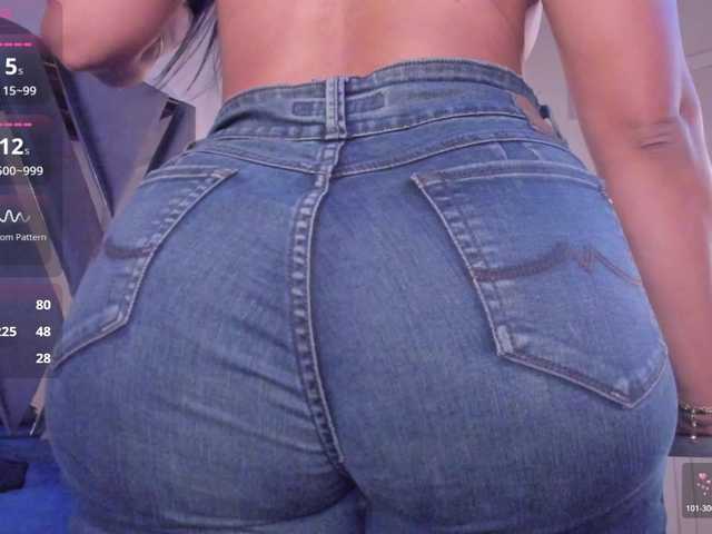 strong-girl's BongaCams show and profile