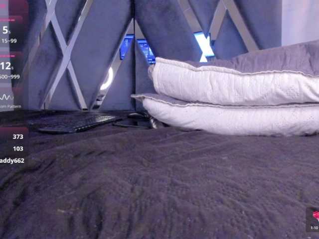 strong-girl from BongaCams is Freechat