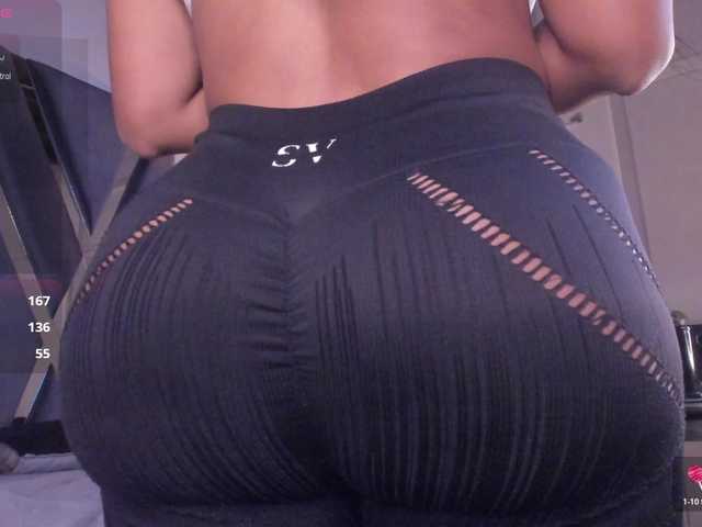 strong-girl's BongaCams show and profile