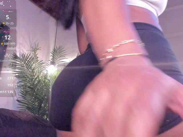 strong-girl webcam