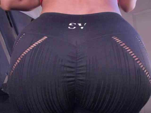 strong-girl strong-girl