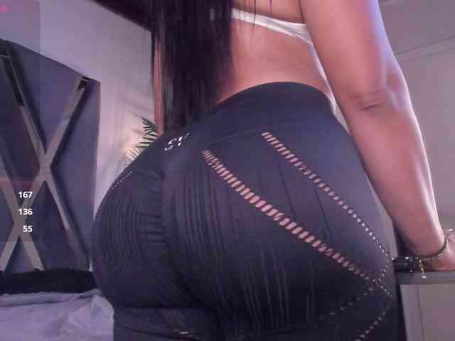 strong-girl strong-girl