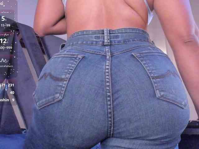 strong-girl strong-girl