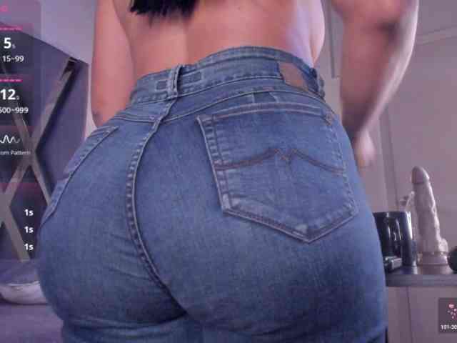 strong-girl strong-girl