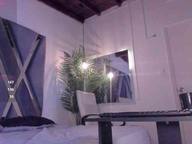 strong-girl strong-girl