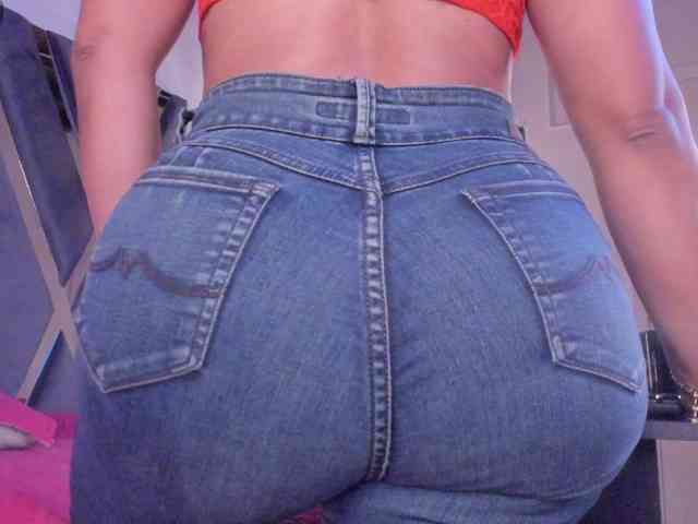 strong-girl strong-girl