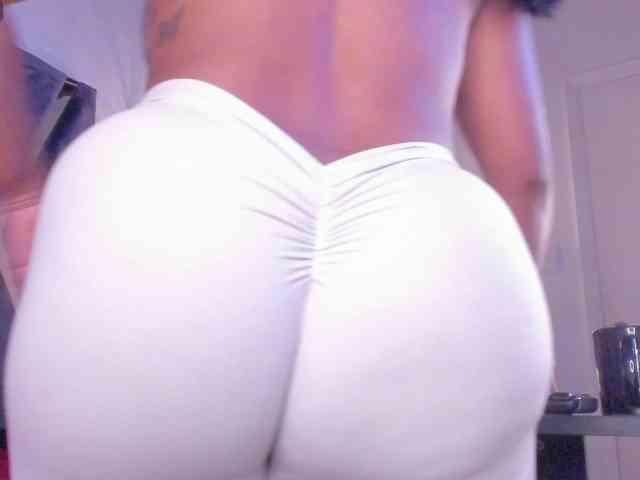 strong-girl webcam