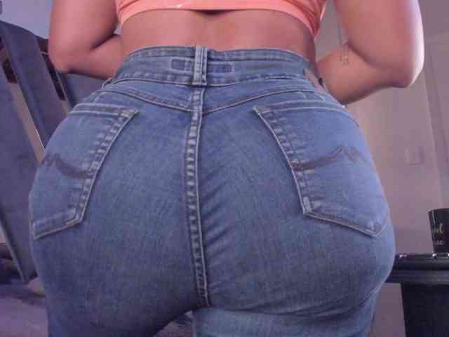 strong-girl strong-girl