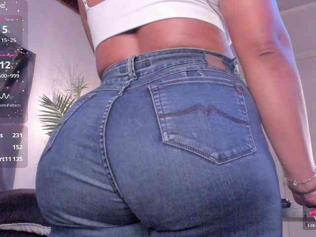 strong-girl webcam