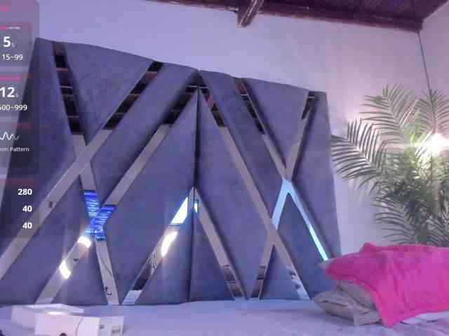 strong-girl strong-girl