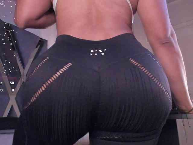 strong-girl webcam