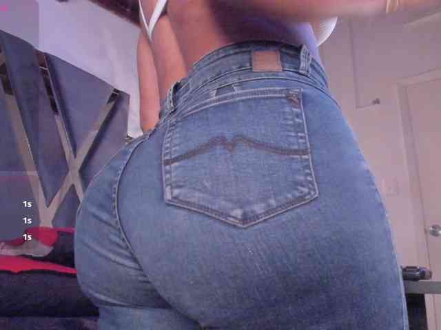 strong-girl strong-girl