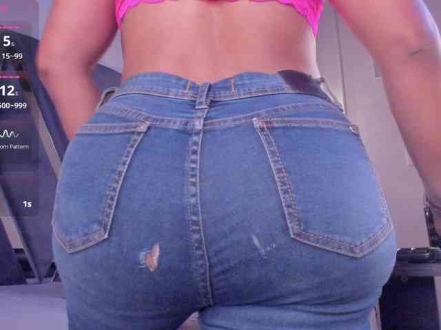 strong-girl strong-girl