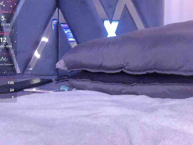 strong-girl webcam