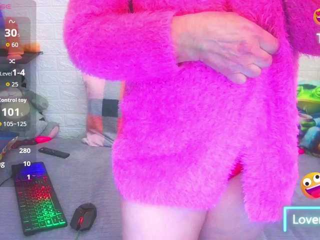 FoxyMature's BongaCams show and profile