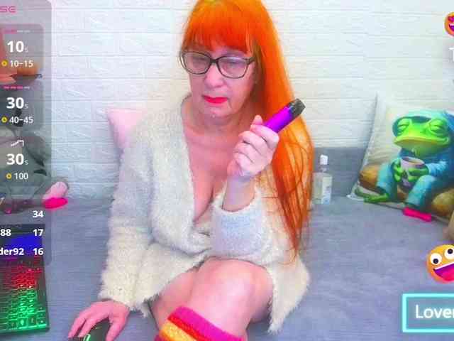 FoxyMature FoxyMature