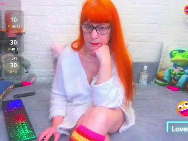 FoxyMature FoxyMature