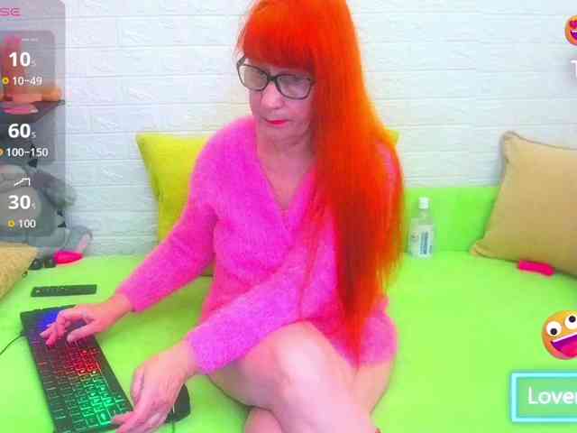 FoxyMature webcam