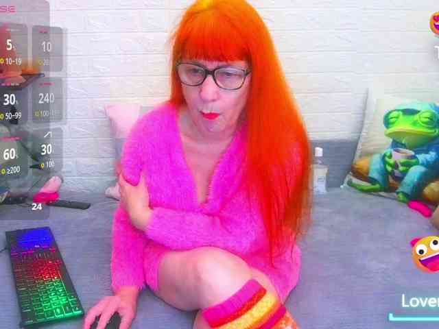 FoxyMature FoxyMature