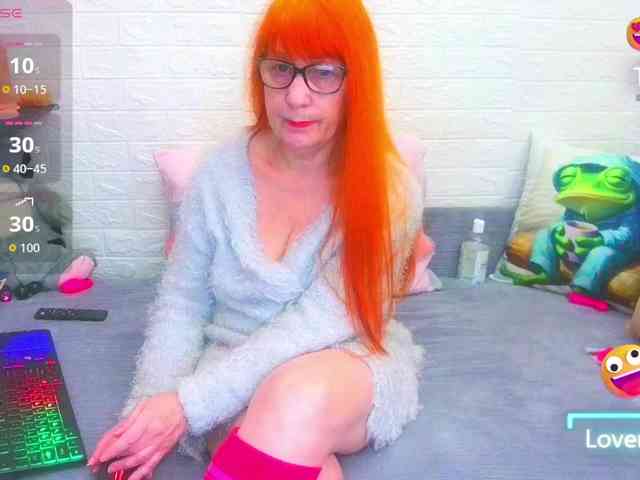 FoxyMature FoxyMature