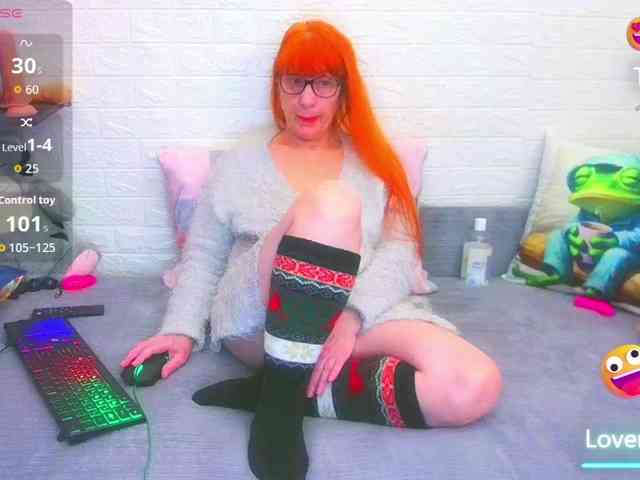 FoxyMature FoxyMature