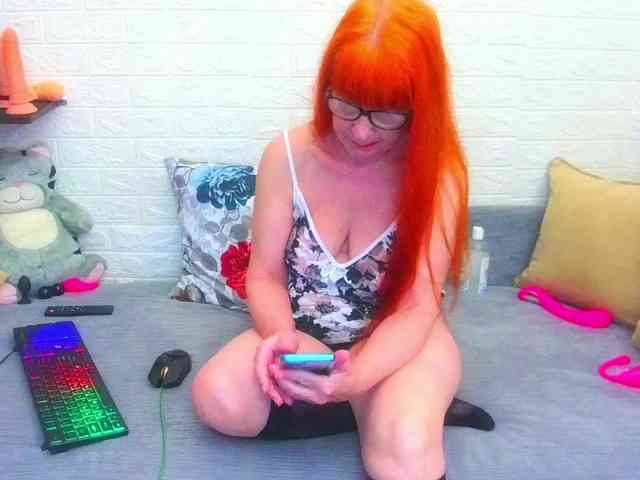FoxyMature FoxyMature