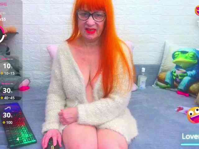 FoxyMature FoxyMature