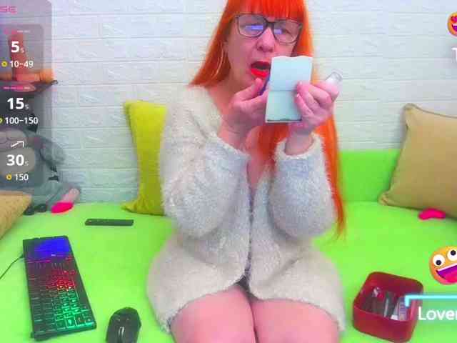 FoxyMature webcam