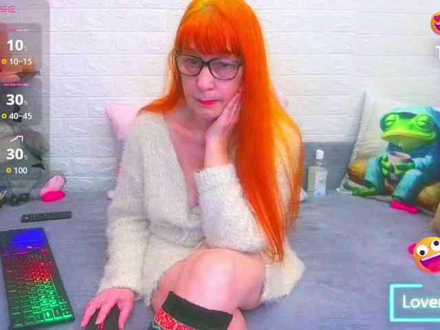 FoxyMature FoxyMature