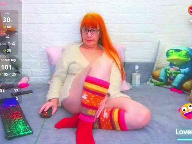 FoxyMature FoxyMature