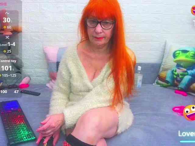 FoxyMature FoxyMature