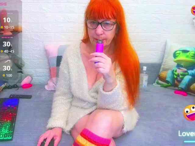 FoxyMature FoxyMature