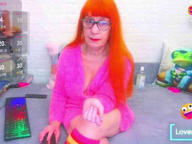 FoxyMature Live Webcam on BongaCams