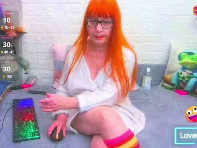 FoxyMature Live Webcam on BongaCams