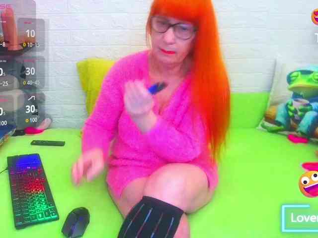 FoxyMature FoxyMature