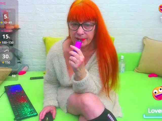 FoxyMature webcam