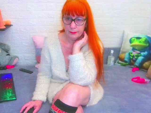 FoxyMature FoxyMature