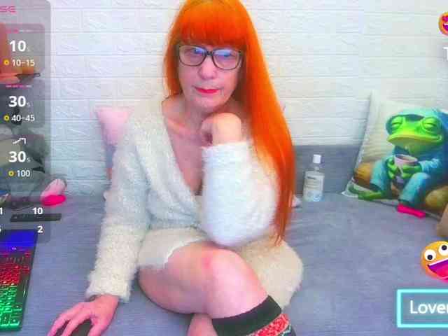 FoxyMature FoxyMature