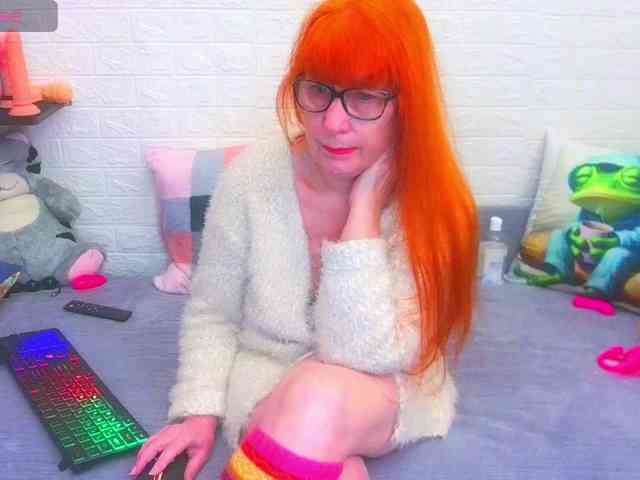 FoxyMature FoxyMature