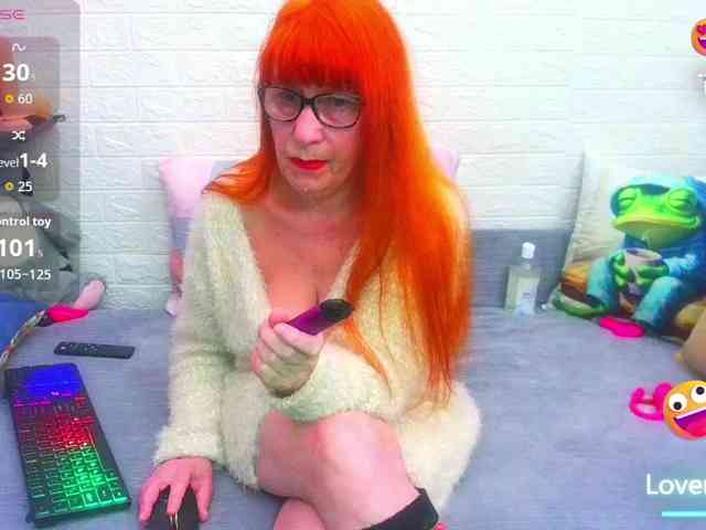 FoxyMature FoxyMature