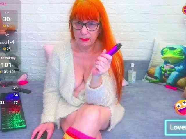 FoxyMature FoxyMature