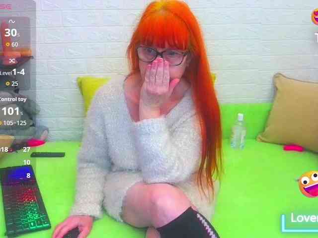 FoxyMature webcam