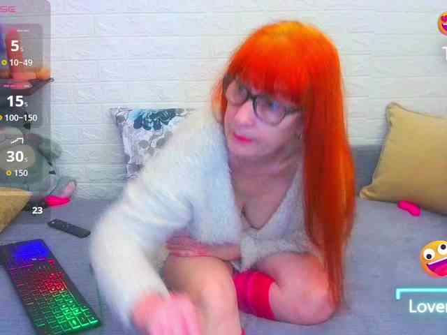 FoxyMature webcam